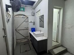 Sims Avenue (D14), Shop House #606809541